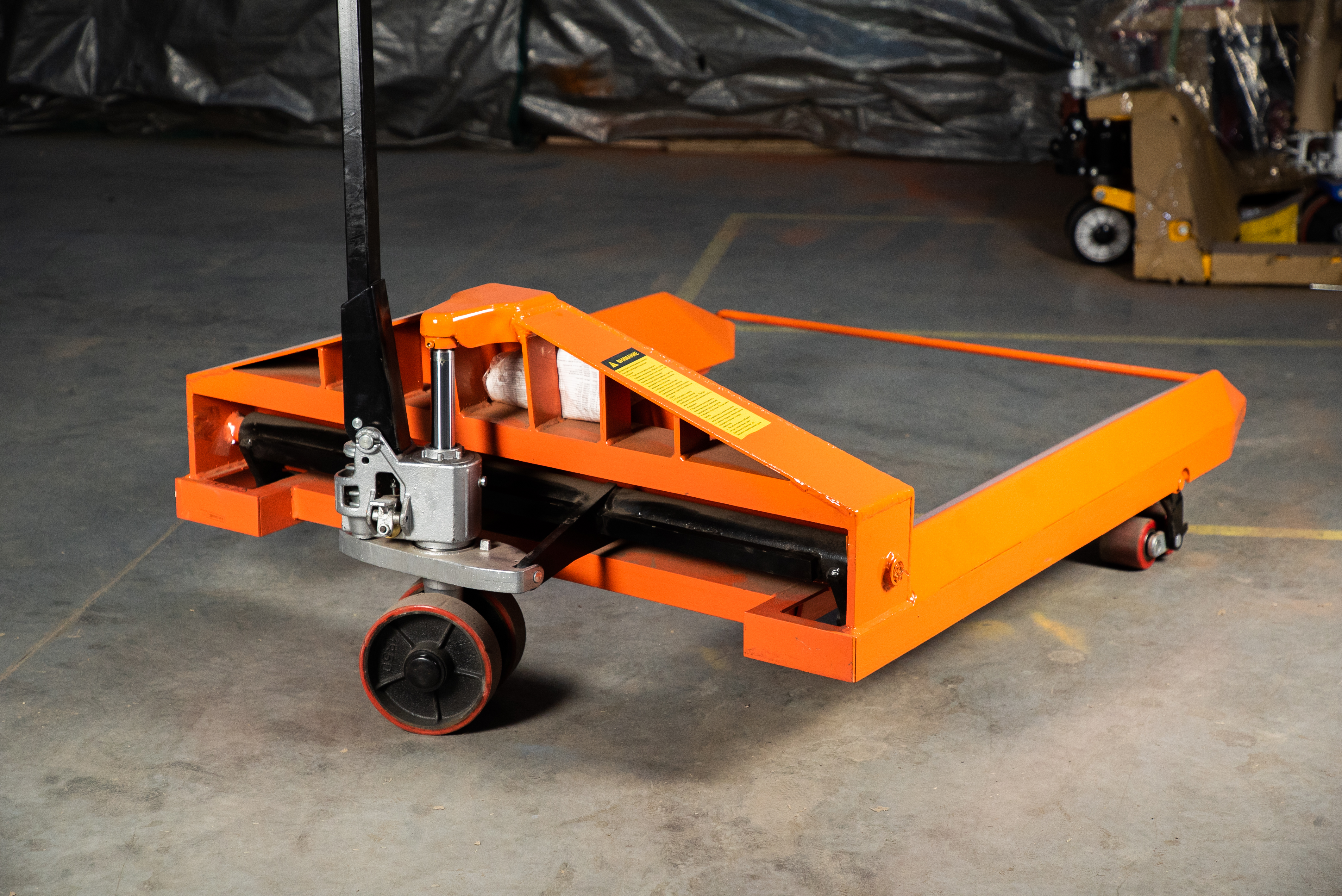 Тележка гидравлическая для рулонов TOR ZT